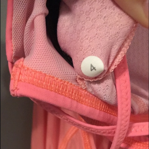 Lululemon tank - Picture 3 of 3